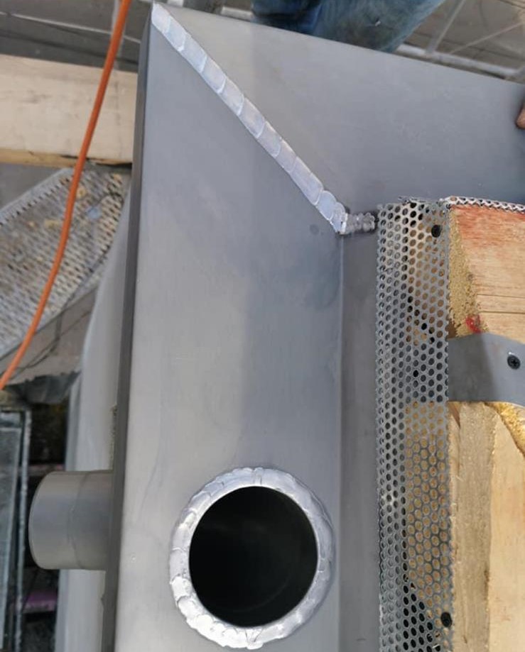 Cutie colectoare pe atic, titan-zinc, executat de CMF Roof